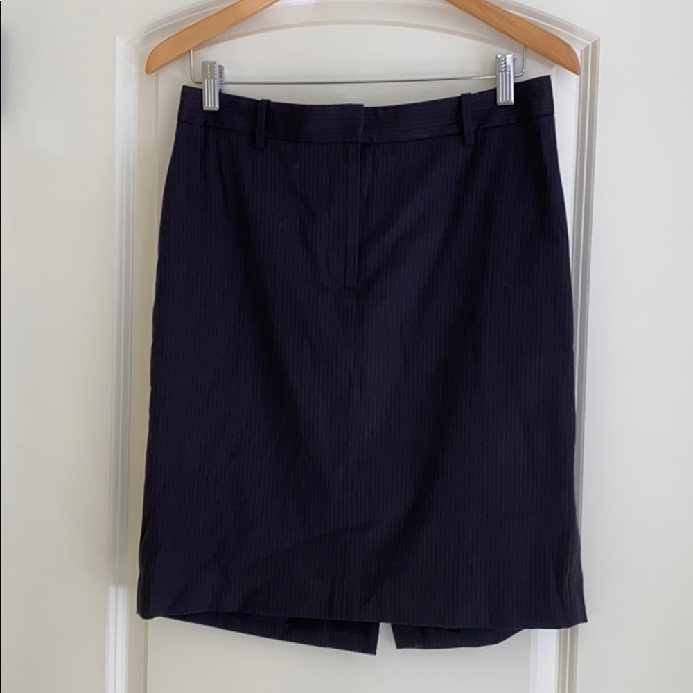 LOFT Charcoal Grey Pinstriped Skirt, Size 8